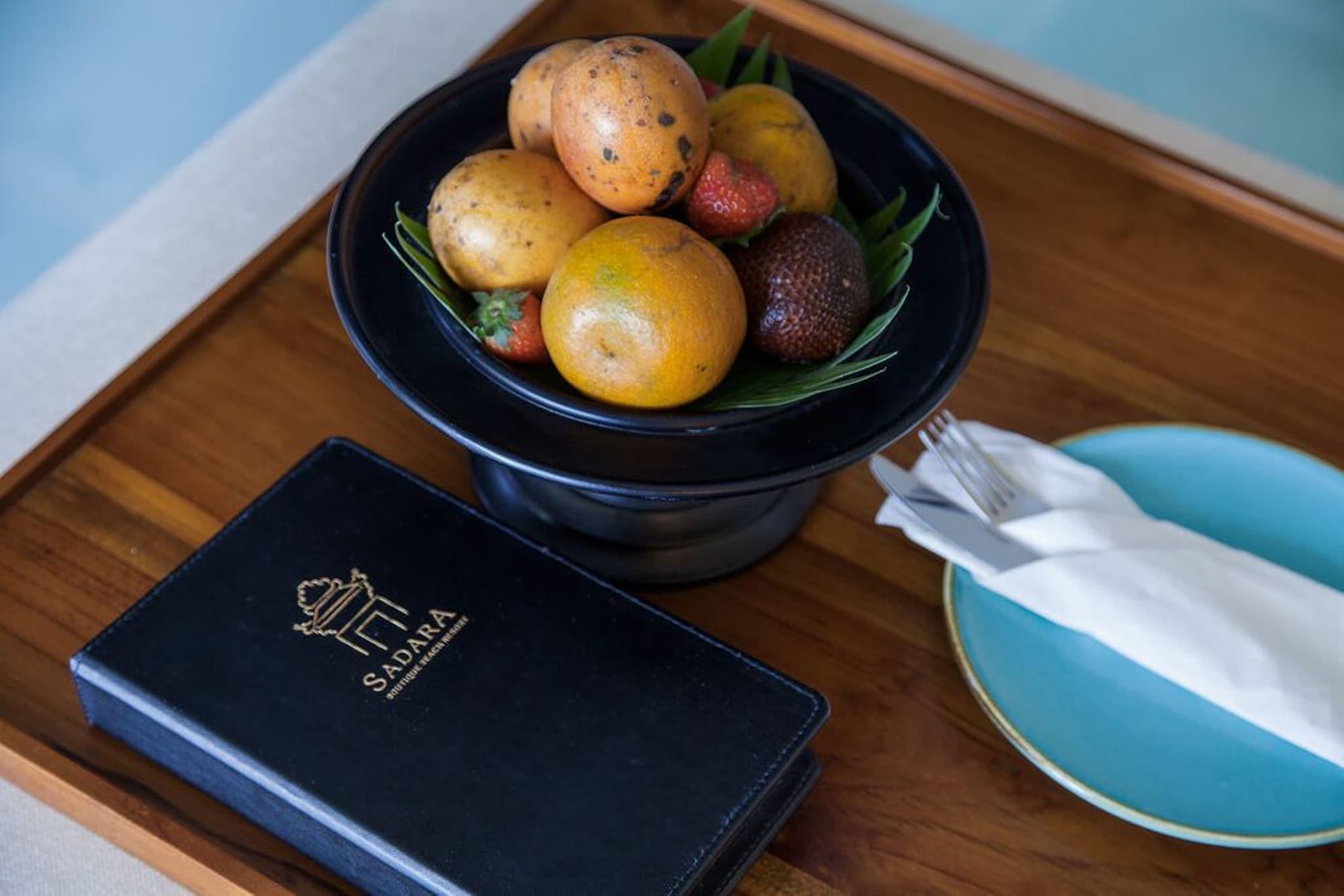 נוסא דואה Sadara Resort מראה חיצוני תמונה A fruit bowl at a hotel